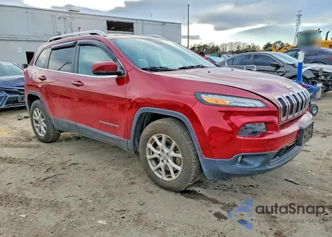 2016 Jeep Cherokee Latitude z USA, uszkodzony, nr VIN 1C4PJMCS5GW245108